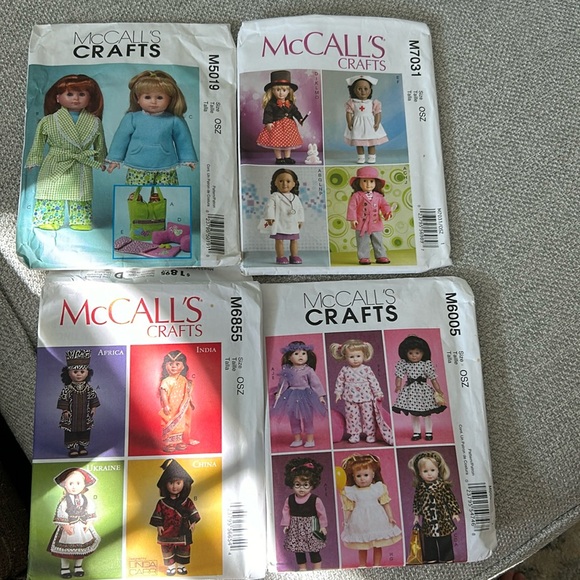 4 McCall’s doll clothes patterns - Picture 1 of 4
